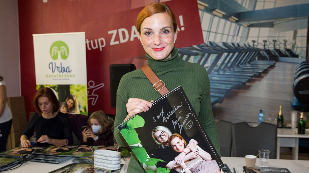 Kdo se nechal vyfotit? První kalendář Nadačního fondu Vrba spatřil světlo světa