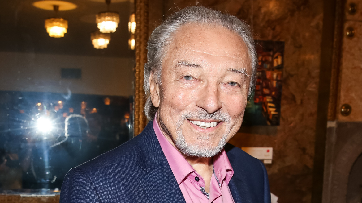 Příběhy skryté za písněmi KG. Nová kniha prozradí pozadí 55 Gottových největších hitů 