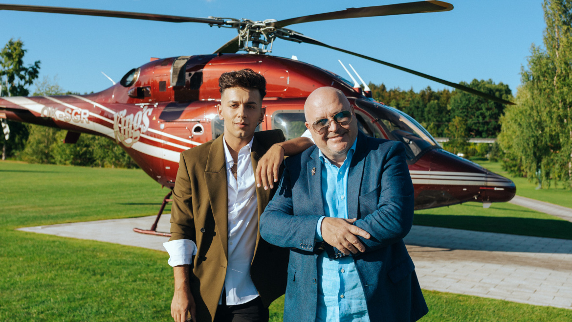 Luxusní vila a dokonce helikoptéra! Jan Bendig s Michalem Davidem vydávají společný klip