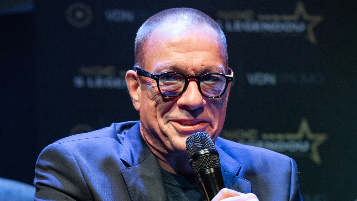 Fotožurnál: Jean-Claude van Damme nakopal Vašutovi, s Jágrem si podal ruce 