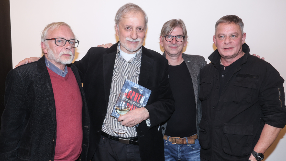 Setkání legendárních režisérů. Zdeňkovi Zelenkovi k sedmdesátinám gratulovali Smyczek, Strach a Renč 
