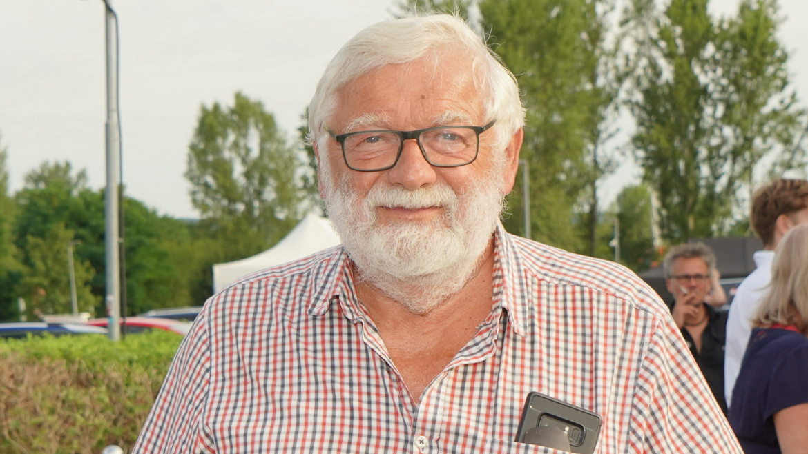 Novinář Josef Klíma: Často se mě ptají, jak to, že jsem naživu. Že jsem neskončil v Orlíku v sudu
