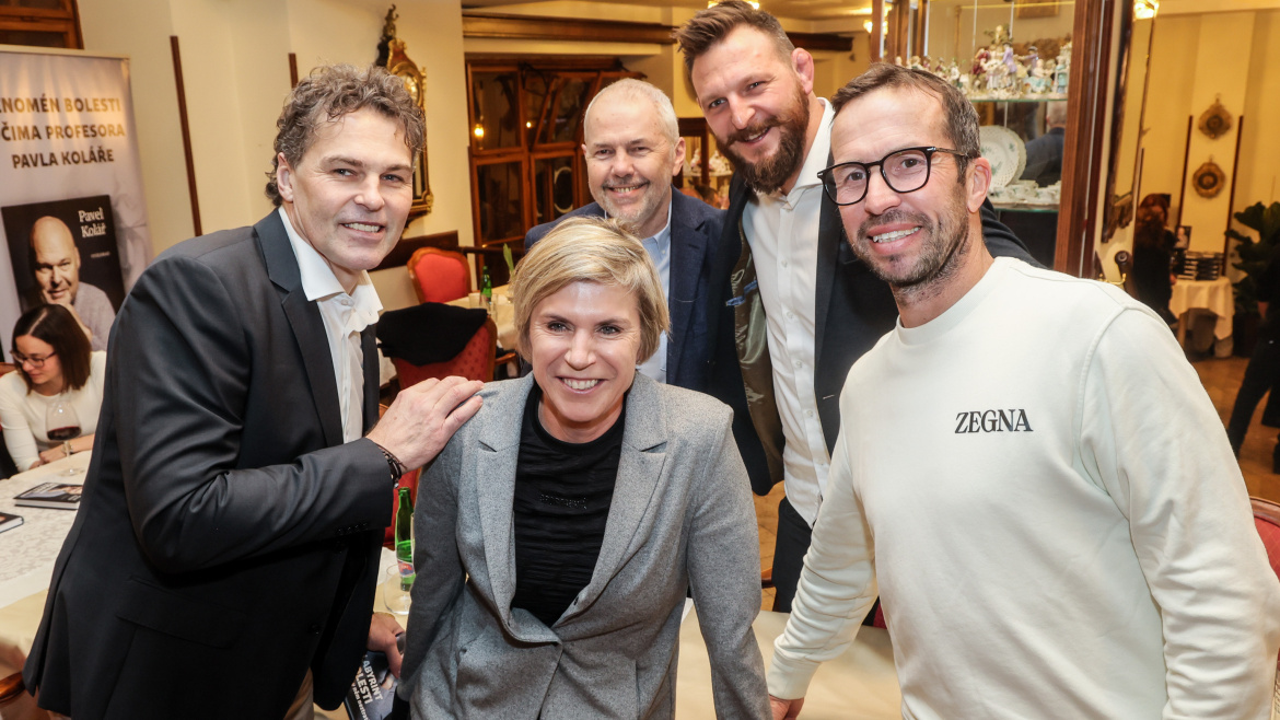 Jágr, Eben či Neumannová pokřtili Pavlu Kolářovi jeho novou knihu. A bude to bestseller