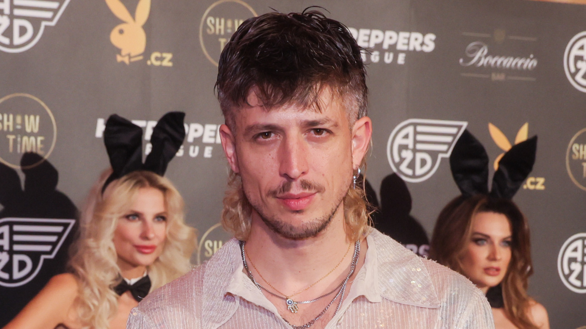 StarHouse: Těžké dětství Filipa Jankoviče. Místo WC kadibudka!