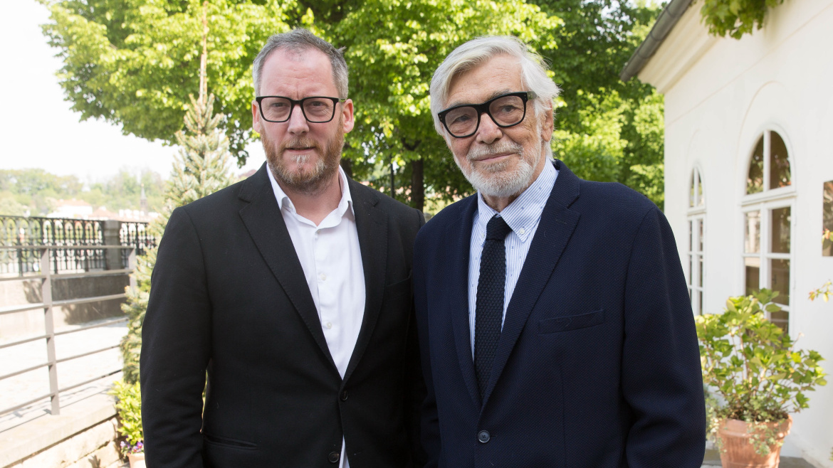 Jiří Bartoška zůstává prezidentem karlovarského festivalu in memoriam