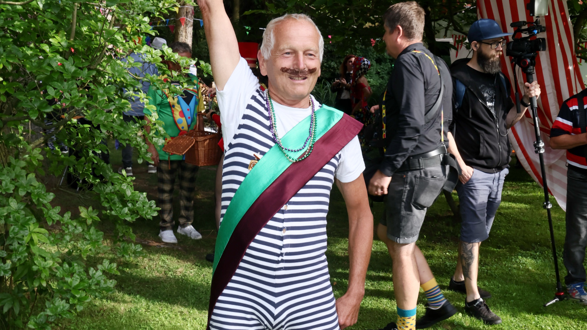 Srdcař Jan Pirk na Jandově party nezklamal: V mládí jsem chtěl k cirkusu, říká 