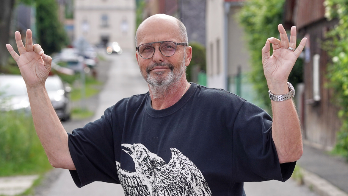 Legendární Zdeněk Pohlreich je zpět! V restauracích servíruje tvrdou pravdu i rady k přežití