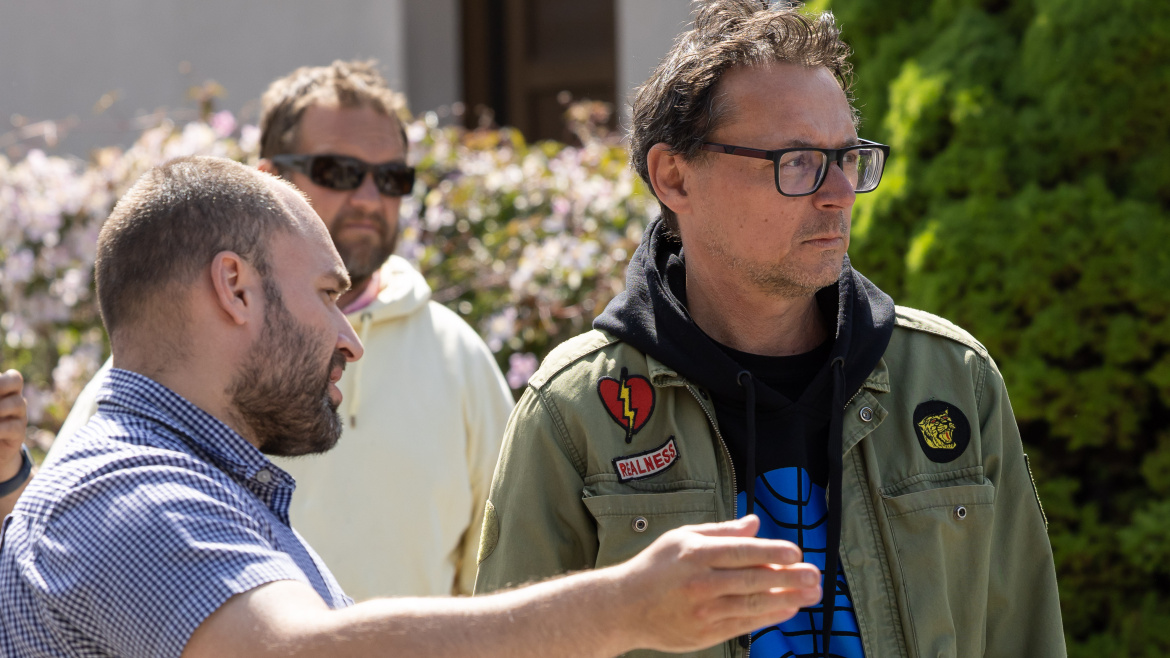 Specialista na akci a bouračky v UIici: Jak točí režisér Jakub Wehrenberg dramatické scény