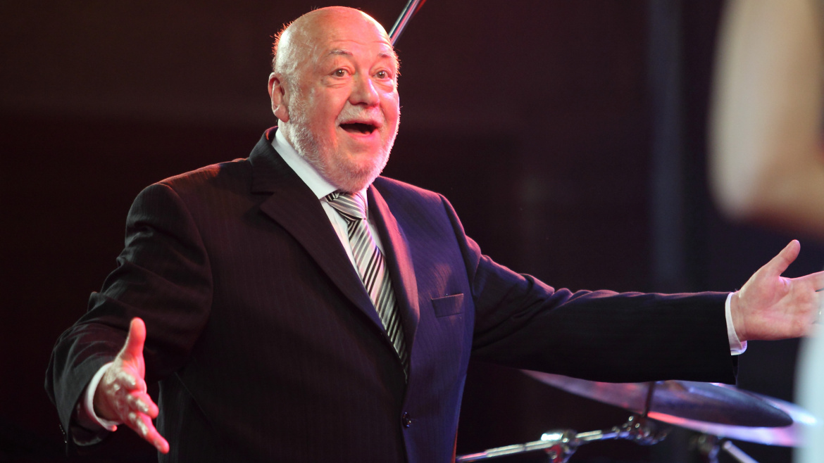 Zemřel dirigent Václav Hybš. Jeho orchestr doprovázel největší hvězdy