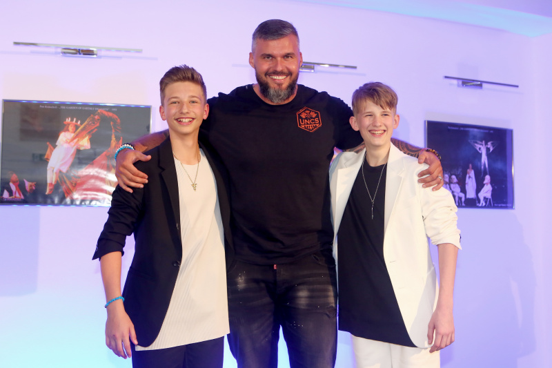 Lucie Bílá se obklopila mládím. Proč se stala kmotrou prvního CD dua Ben & Mateo? | Aplausin.cz